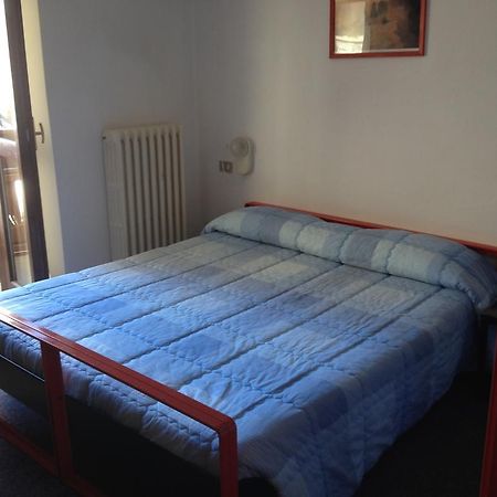 Hotel Rododendro Foppolo Habitación foto
